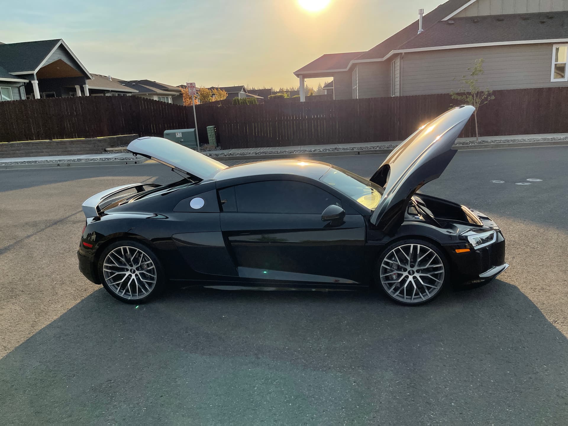2017, Black Audi R8